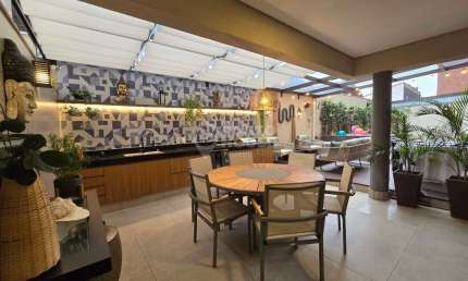 Apartamento Garden à venda no bairro Ipiranga 3 dormitórios 2 vagas e deposito 128m²