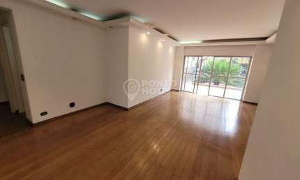 Apartamento à Venda no bairro Campo Belo, 3 Dormitórios e 2 Vagas, Vago