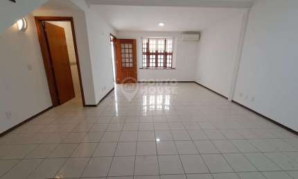 Casa à Venda Planalto Paulista 2 Dormitórios, Escritório, 2 Vagas, Quase Vila
