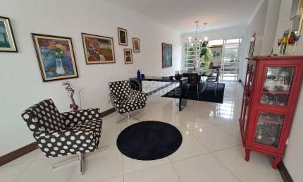 Casa à Venda Planalto Paulista 3 Suítes, 4 Vagas, Mobiliada e Espaço Gourmet