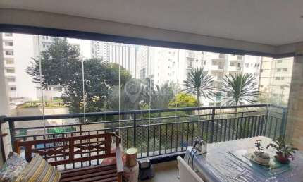Apartamento à venda na Vila Mariana, perto do metrô, 04 dormitórios e 02 vagas