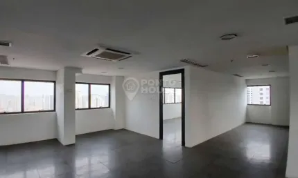 Conjunto comercial com 2 salas para venda e locação com total de 200m² na Saúde