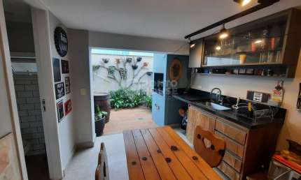 Sobrado à venda, bairro Mirandópolis 164m², 2 dormitórios,  2 vagas e espaço gourmet