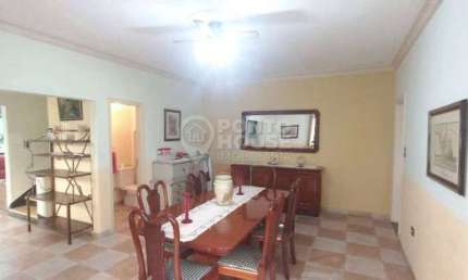 Sobrado à venda em Mirandópolis com 394m², 4 dormitórios e 6 vagas