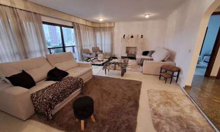 Apartamento à Venda no bairro Aclimação 4 Dormitórios, 3 Vagas, Vista Livre