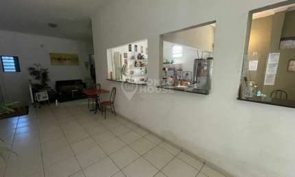 Prédio comercial para locação no bairro Jabaquara com 950m², 15 salas e 10 vagas