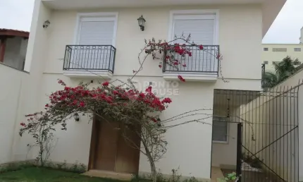 Casa à venda no bairro planalto paulista, 3 suítes, 4 vagas, próxima clube sírio