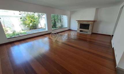 Casa Para Locação Planalto Paulista, 4 Dormitórios (Suíte), 3 Vagas, Reformada
