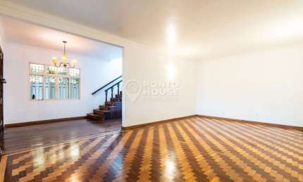 Casa à Venda Planalto Paulista 3 Dormitórios, 4 Vagas, Abaixo Avaliação 10 x 25
