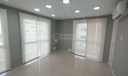 Conjunto Comercial para locação em Moema,44 m², 2 banheiros e 1 vaga