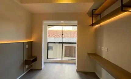 Studio com 1 dormitório à venda e/ou locação no Bairro Mirandópolis.