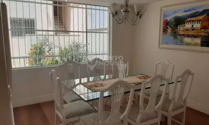 Casa assobradada à venda na Vila Mariana de 3 dormitórios e 2 vagas