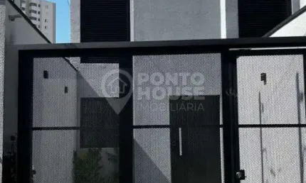 Sobrado a venda na Vila Gumercindo de 120m² com 3 dormitórios, 1 suíte e 1 vaga
