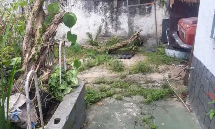 Terreno à venda no bairro Vila Gumercindo de 250m², com 1 casa térrea antiga