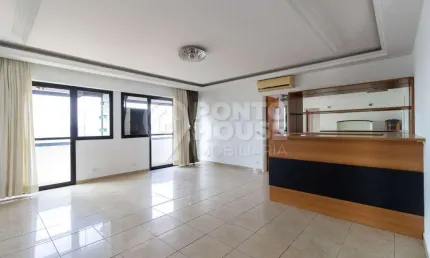 Apartamento á venda de 120m², 3 dormitórios, 2 varandas, 2 banheiros e 2 vagas