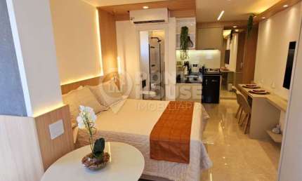 Studio mobiliado à venda e locação no bairro Campo Belo, com sacada envidraçada