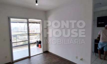 Apartamento para locação no bairro Ipiranga 2 dormitórios 1 suíte, 1 vaga, 72m²