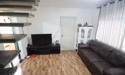 Sobrado à venda no bairro saúde de 90m², 3 dormitórios, 2 banheiros e 1 vaga