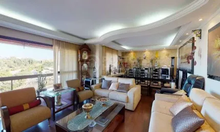 Apartamento à venda no bairro Ipiranga com 4 dormitórios, 1 suíte, 2 vagas