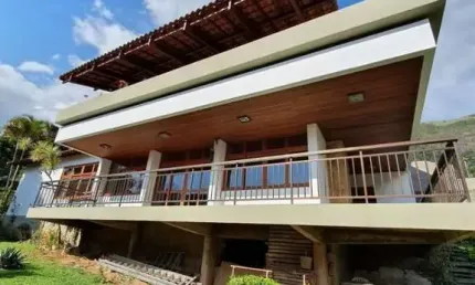 CASA COM 4 DORMITÓRIOS À VENDA, 326 M² POR R$ 1.260.000,00 - ARARAS - TERESÓPOLIS/RJ