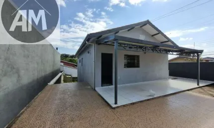 ALUGA-SE CASA COM 3 DORMITÓRIOS (2 SUÍTES) NO JARDIM DO LAGO