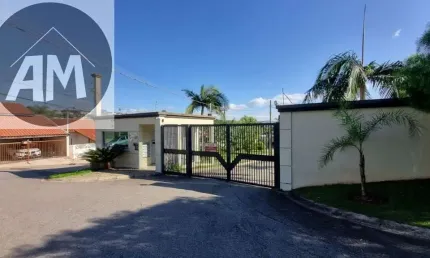 Casa para Locação ou Venda no Condomínio Bella Vita - 3 Dormitórios, Suíte e Ar Condicionado