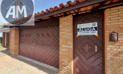 Casa térrea de esquina com 02 dormitórios  à venda ou locação em atibaia -jardim do lago