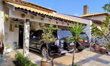 Casa com 3 quartos para alugar na Rua Tropeiro, Carandá Bosque, Campo Grande