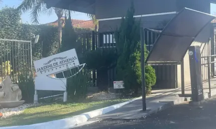 Excelente casa disponível para locação no condomínio jardim de athenas - belvedere