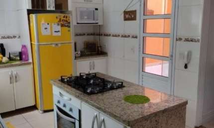 Casa para Venda em Mogi das Cruzes, Jardins do Paraíso, 3 dormitórios, 1 suíte, 1 banheiro, 3 vagas
