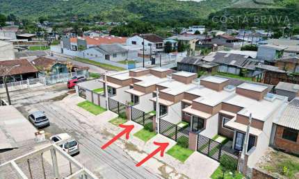 Casas novas no bairro bairro Tabuleiro  -  Matinhos