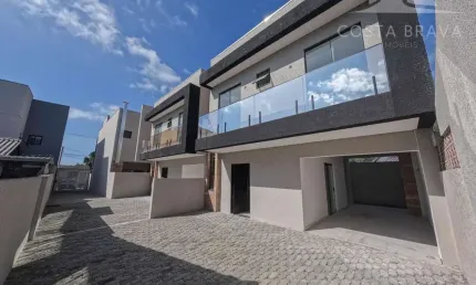 Casa à venda na Rua Francisco José Silvano, Sertãozinho, Matinhos