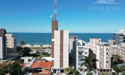 Apartamento com 1 suíte em Caiobá | Na quadra do mar