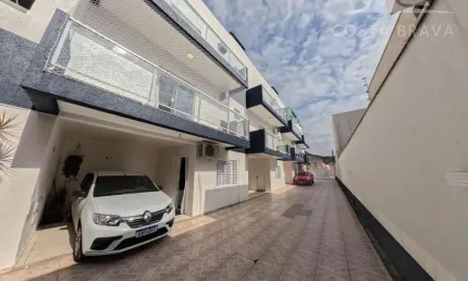 Casa com 4 quartos à venda na Avenida Guarapuava, 1320, Caiobá, Matinhos