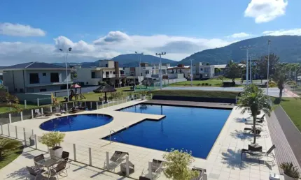 Casa em Condomínio para Venda em Florianópolis, São João do Rio Vermelho, 4 dormitórios, 2 suítes, 3 banheiros, 2 vagas