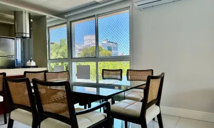 Apartamento 3 Dormitórios - 100m do mar de Jurerê Internacional