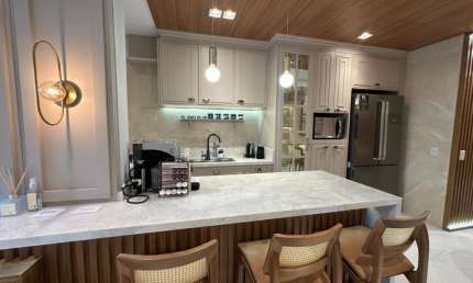 Apartamento totalmente mobiliado  na praia de Jurere