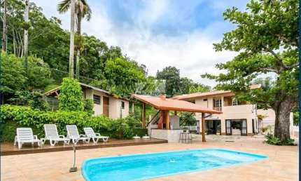 Casa com 6 quartos, Sambaqui, Florianópolis - R$ 4.5 mi, Cod: 1706