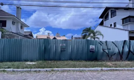 Terreno à venda no Marechal Rondon, Canoas 