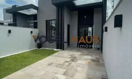 Linda casa térrea, 2 dormitórios, piscina e área gourmet.