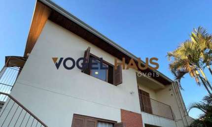 Casa Sobrado à venda no Centro de Esteio - Oportunidade única!