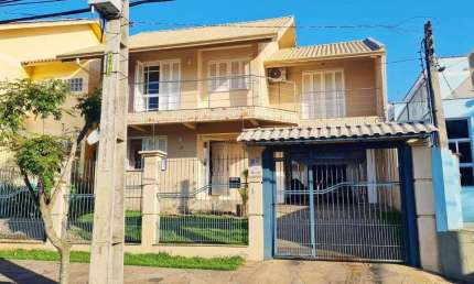 Casa com 4 quartos à venda no São José, Canoas 