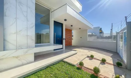 Casa com 3 quartos à venda no Mont Serrat, Canoas 