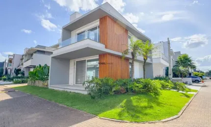 Casa com 03 Dormitório em Condomínio Fechado  | Bairro Central Park