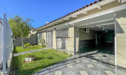 Casa térrea com 3 dormitórios semimobiliado. Bairro Igara - Canoas