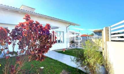 Casa com 4 Quartos à venda, 270 m²  Carianos - Florianópolis/SC
