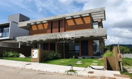 Casa com 3 quartos à venda na Rodovia Doutor Antônio Luiz Moura Gonzaga, 3243, Rio Tavares, Florianópolis por R$ 2.150.000