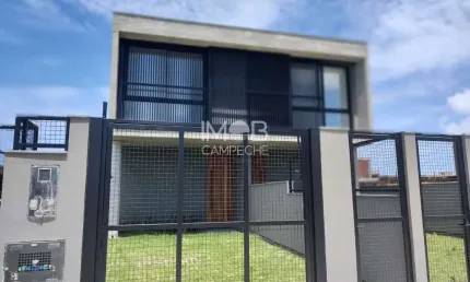Casa com 3 quartos à venda na rua jardim dos eucaliptos, 600, campeche, florianópolis por r$ 1.850.000
