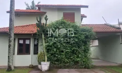 Casa com 3 quartos à venda na Rua Jardim dos Eucaliptos, 639, Campeche, Florianópolis por R$ 1.690.000