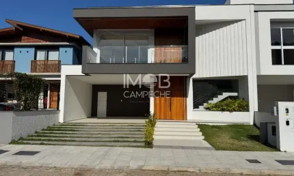 Casa com 3 quartos à venda na via 4, 267, rio tavares, florianópolis por r$ 2.200.000